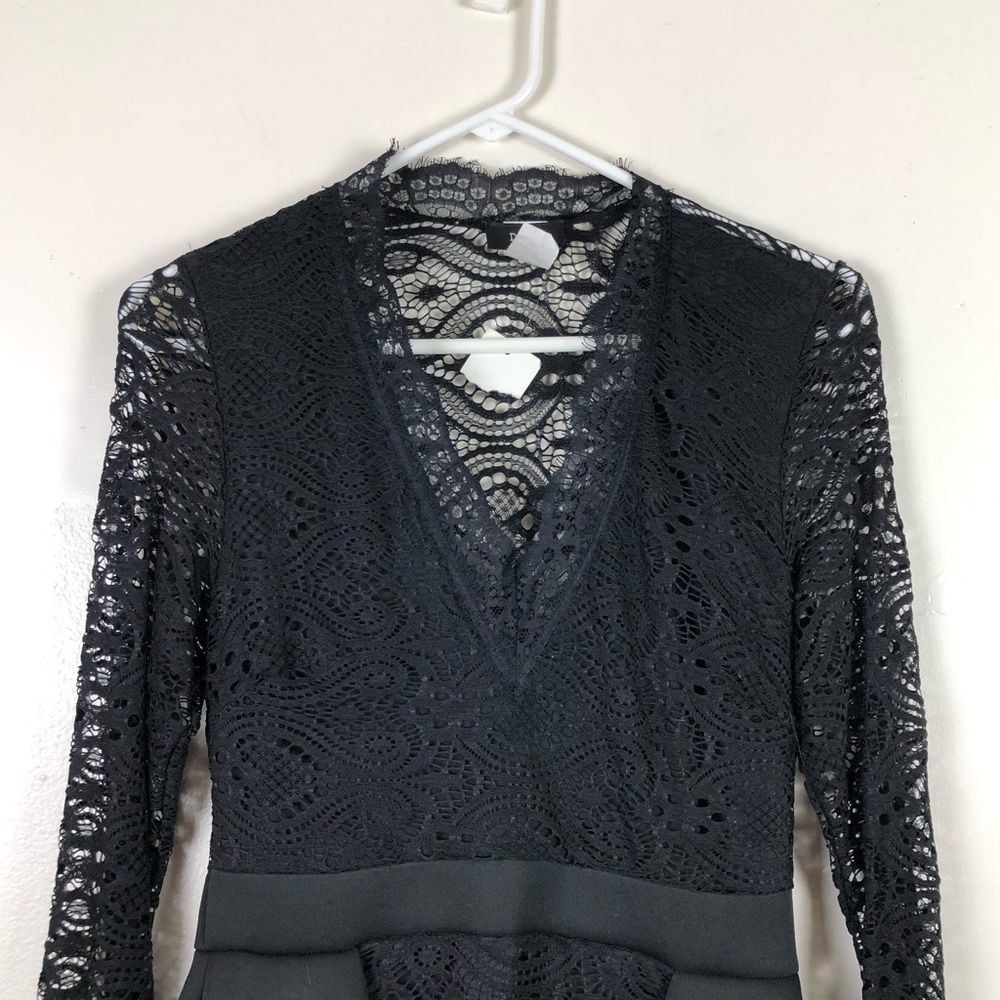 ✨Dice Long Sleeve Dress w/ Lace Detail✨ - Picture 2 of 5